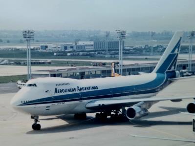 Photo of aircraft LV-MLP operated by Aerolineas Argentinas