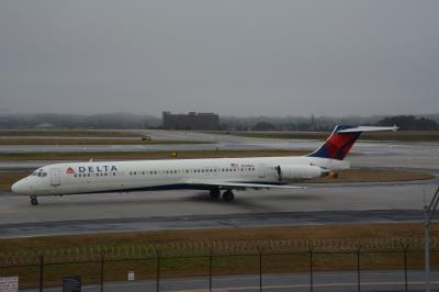 Photo of aircraft N998DL operated by Delta Air Lines