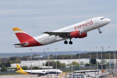 Image of aircraft registration EC-MEG - A A320-214 operated by Iberia Express