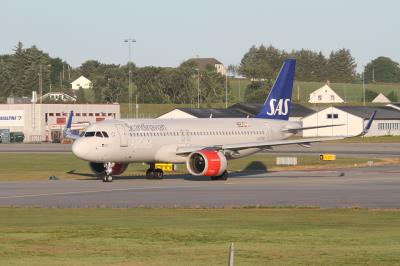 Photo of aircraft LN-RGM operated by SAS Scandinavian Airlines