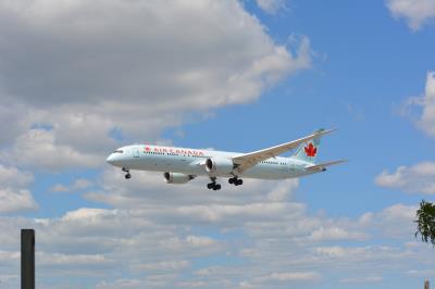 Image of aircraft registration C-FRSA - A 787-9 Dreamliner operated by Air Canada