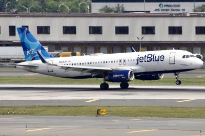 Photo of aircraft N828JB operated by JetBlue Airways