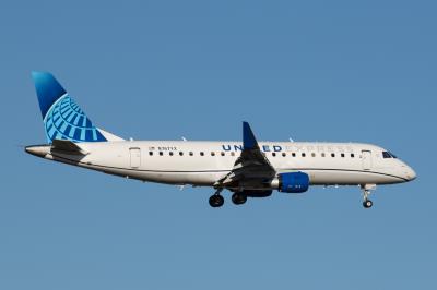 Photo of aircraft N767YX operated by United Express