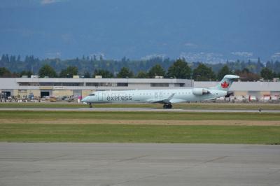 Photo of aircraft C-GNJZ operated by Air Canada Express
