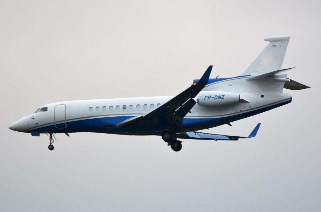 Photo of aircraft PR-DNZ operated by Pao de Asucar Industria S.A.