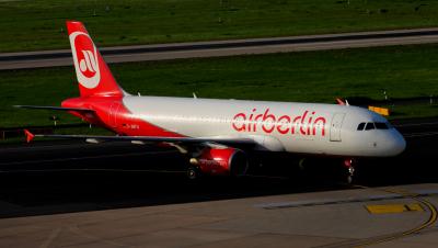 Photo of aircraft D-ABFA operated by Air Berlin