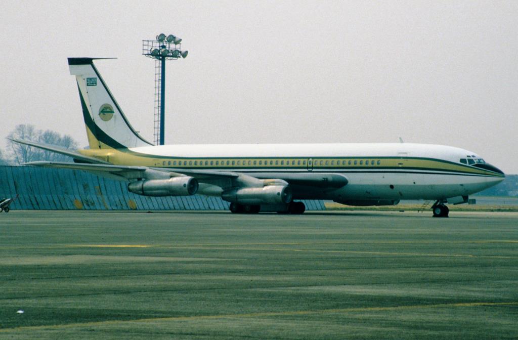 Photo of aircraft HZ-KA4 operated by Sheikh K.Adham