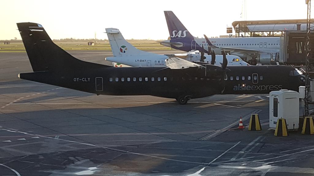 Photo of aircraft OY-CLY operated by Alsie Express