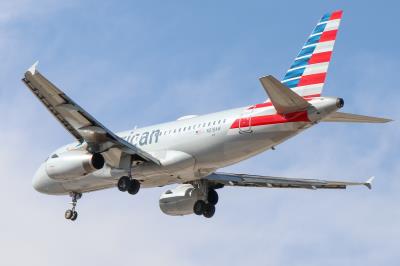 Image of aircraft registration N818AW - A A319-132 operated by American Airlines