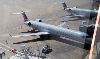 Photo of aircraft N939LR operated by Mesa Airlines