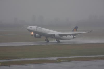 Photo of aircraft D-AIKI operated by Lufthansa