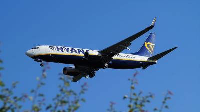 Photo of aircraft EI-FRR operated by Ryanair