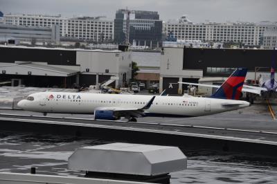 Photo of aircraft N518DQ operated by Delta Air Lines