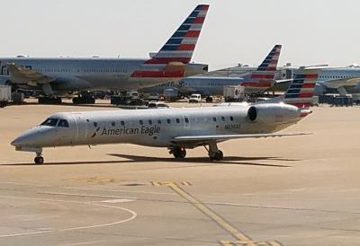 Photo of aircraft N836AE operated by American Eagle