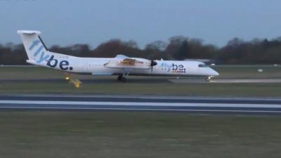 Image of aircraft registration G-ECOG - A DHC-8-402Q operated by Flybe