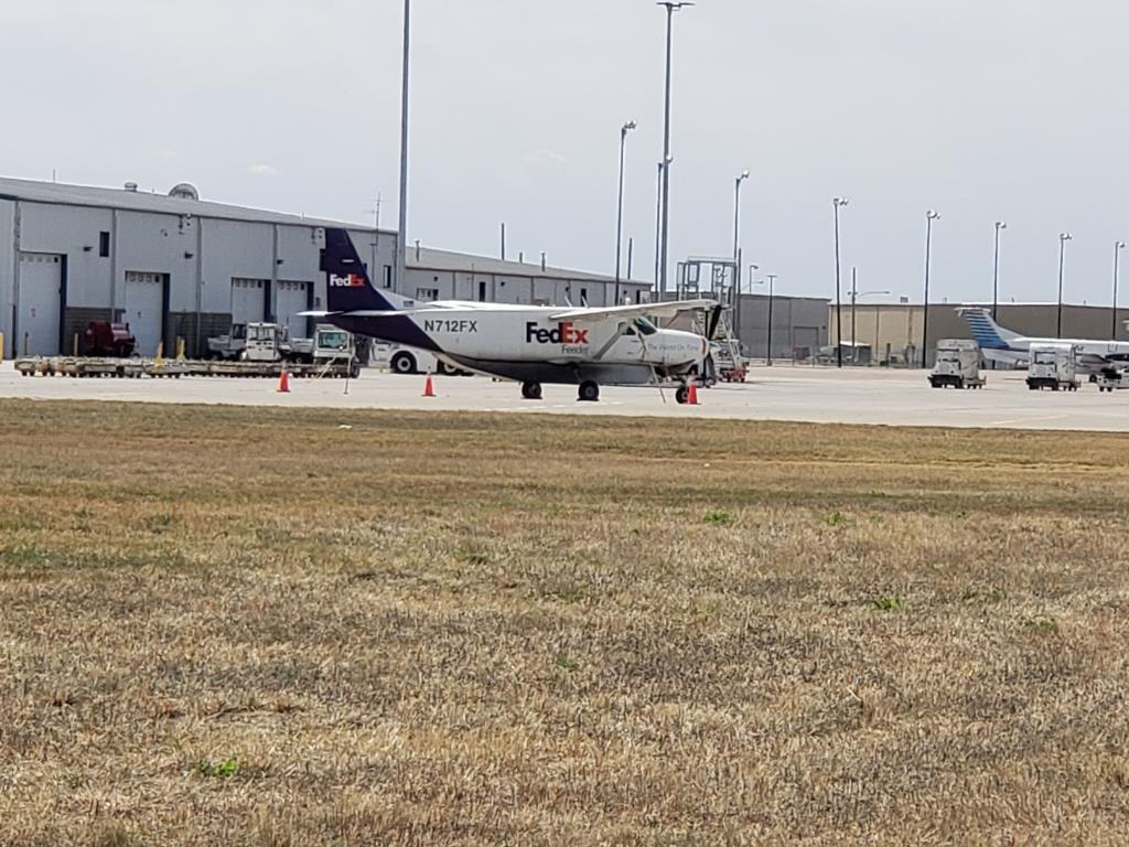 Photo of aircraft N712FX operated by Federal Express (FedEx)