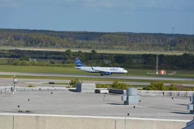 Photo of aircraft N807JB operated by JetBlue Airways