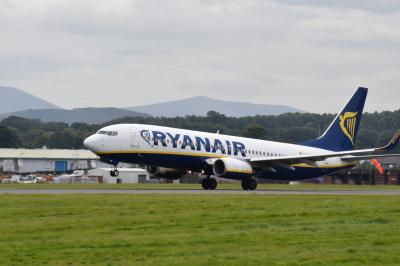 Photo of aircraft EI-DAR operated by Ryanair