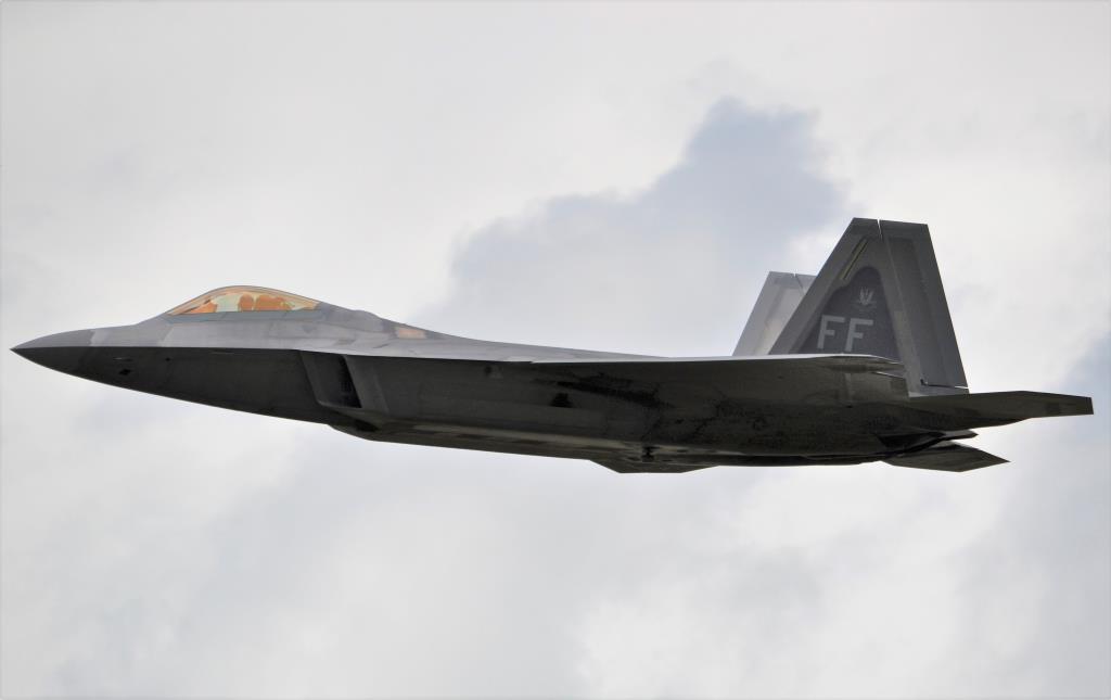 Photo of aircraft 09-4181 operated by United States Air Force