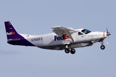 Photo of aircraft N746FX operated by Federal Express (FedEx)