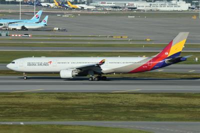 Photo of aircraft HL7741 operated by Asiana Airlines