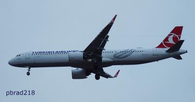 Photo of aircraft TC-LSN operated by Turkish Airlines
