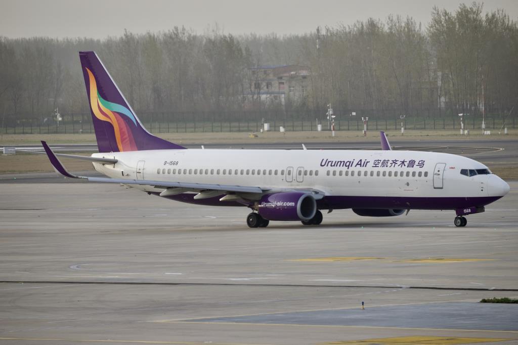 Photo of aircraft B-1568 operated by Urumqi Air