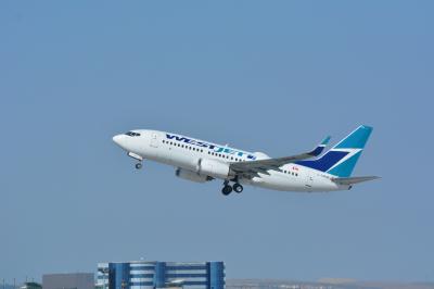 Image of aircraft registration C-GWJE - A 737-7CT(WL) operated by Westjet