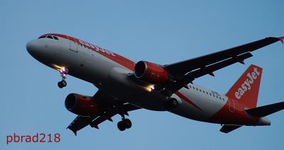 Photo of aircraft OE-IVH operated by easyJet Europe