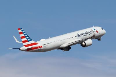 Photo of aircraft N442AN operated by American Airlines