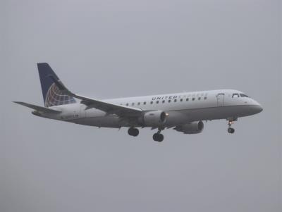 Photo of aircraft N747YX operated by United Express