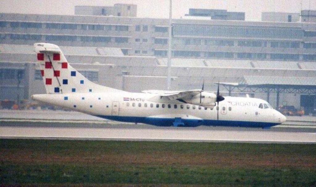 Photo of aircraft 9A-CTU operated by Croatia Airlines