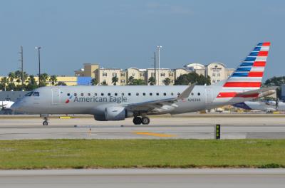 Photo of aircraft N283NN operated by American Eagle