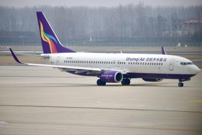 Photo of aircraft B-1570 operated by Urumqi Air