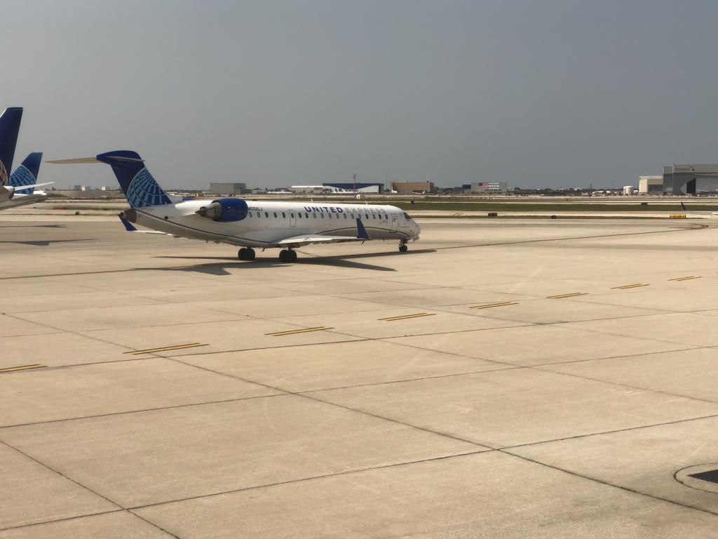 Photo of aircraft N551GJ operated by GoJet Airlines