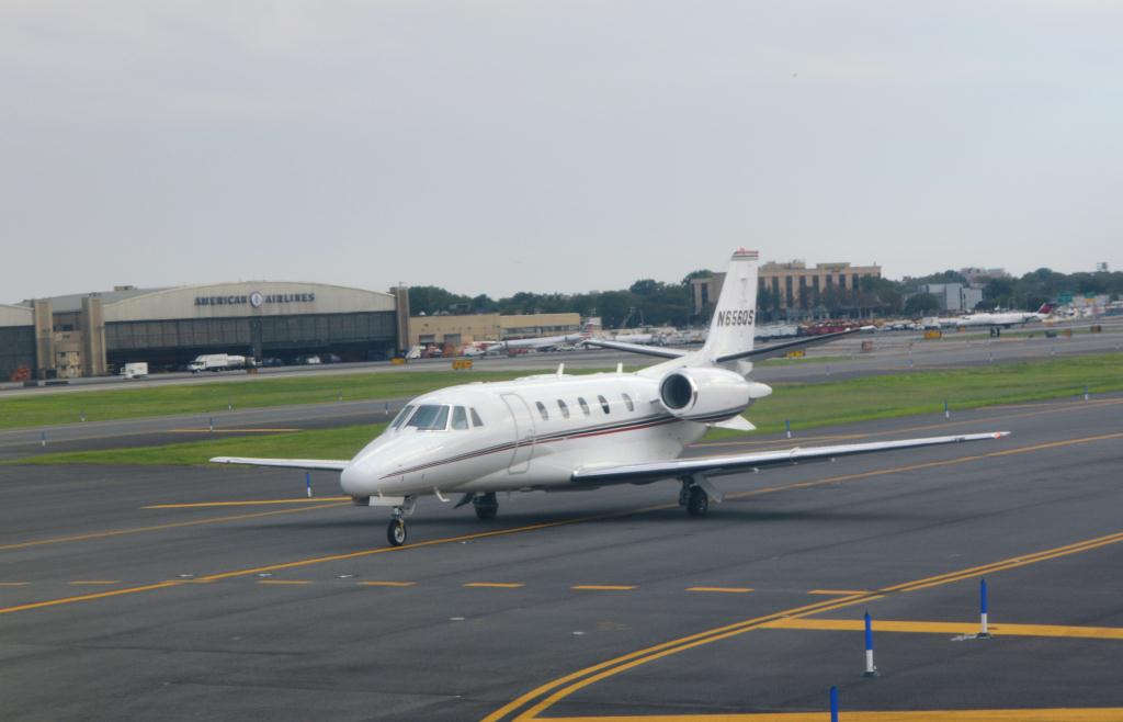 Photo of aircraft N656QS operated by Wilmington Trust Company Trustee