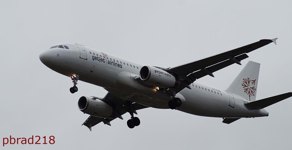 Photo of aircraft LY-COB operated by GetJet Airlines