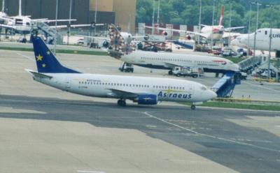 Photo of aircraft G-STRA operated by Astraeus Airlines