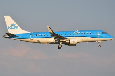 Photo of aircraft PH-EXG operated by KLM Cityhopper