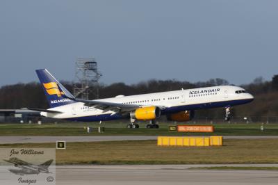 Image of aircraft registration TF-ISF - A 757-223(WL) operated by Icelandair