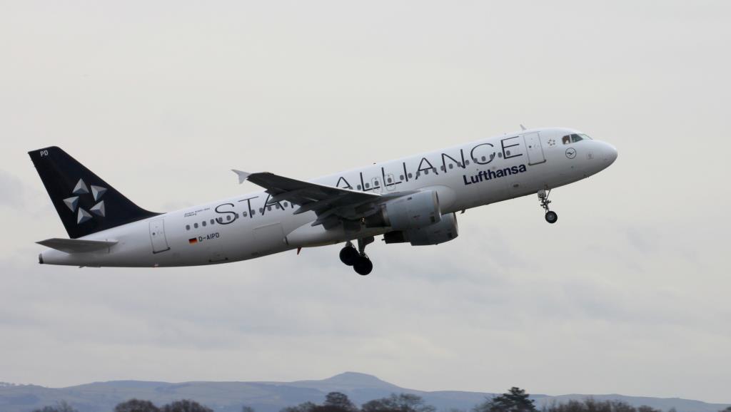 Photo of aircraft D-AIPD operated by Lufthansa