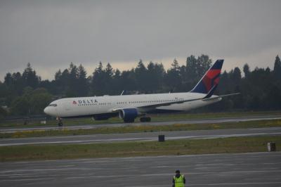 Photo of aircraft N1603 operated by Delta Air Lines