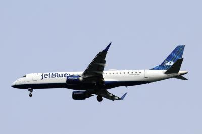 Photo of aircraft N206JB operated by JetBlue Airways