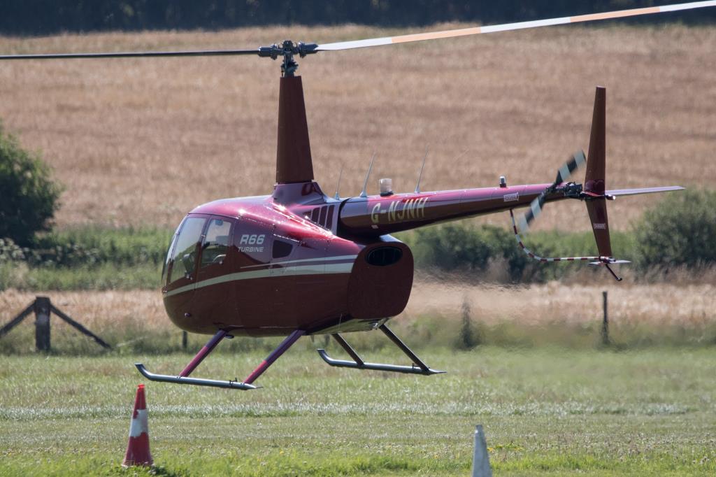 Photo of aircraft G-NJNH operated by Hawesbates LLP