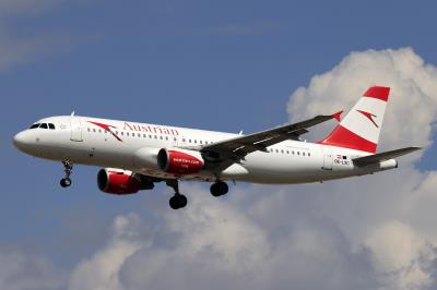 Photo of aircraft OE-LXC operated by Austrian Airlines