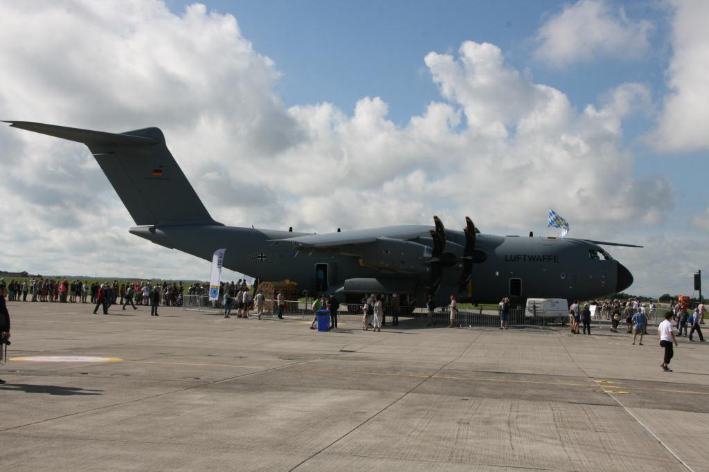 Photo of aircraft 54+06 operated by German Air Force (Luftwaffe)