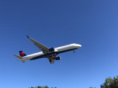 Photo of aircraft N398DN operated by Delta Air Lines