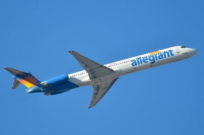 Photo of aircraft N424NV operated by Allegiant Air
