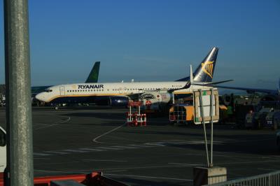 Photo of aircraft EI-CSG operated by Ryanair