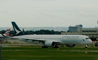 Photo of aircraft B-LQH operated by Cathay Pacific Airways